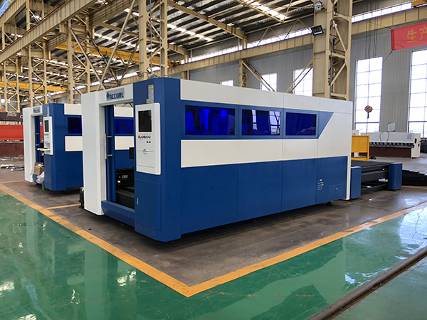 4000W nerezové uhlíkové oceli list Fiber Laser řezací stroj