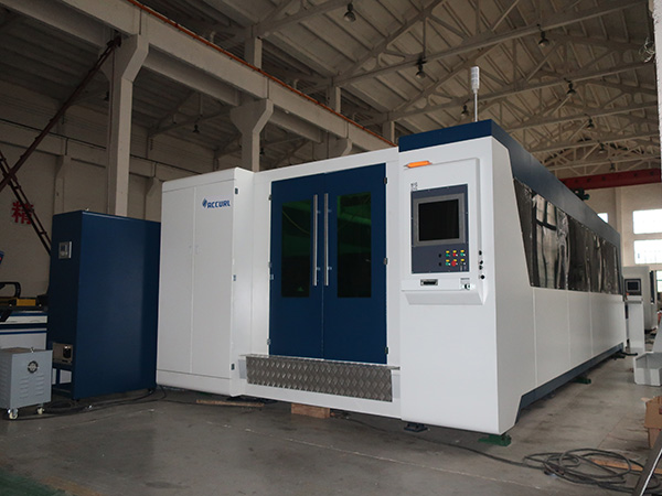 Nerezová ocel vlákno laser řezací stroj pro plech 4000x2000mm